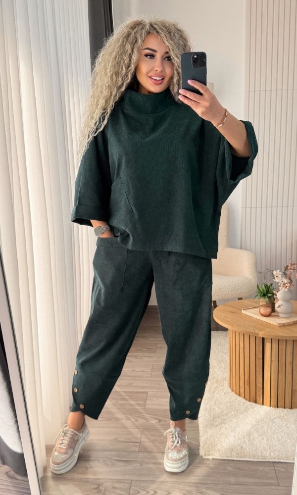 Костюм жіночий, брючний, вельветовий, від 42 до 64 р